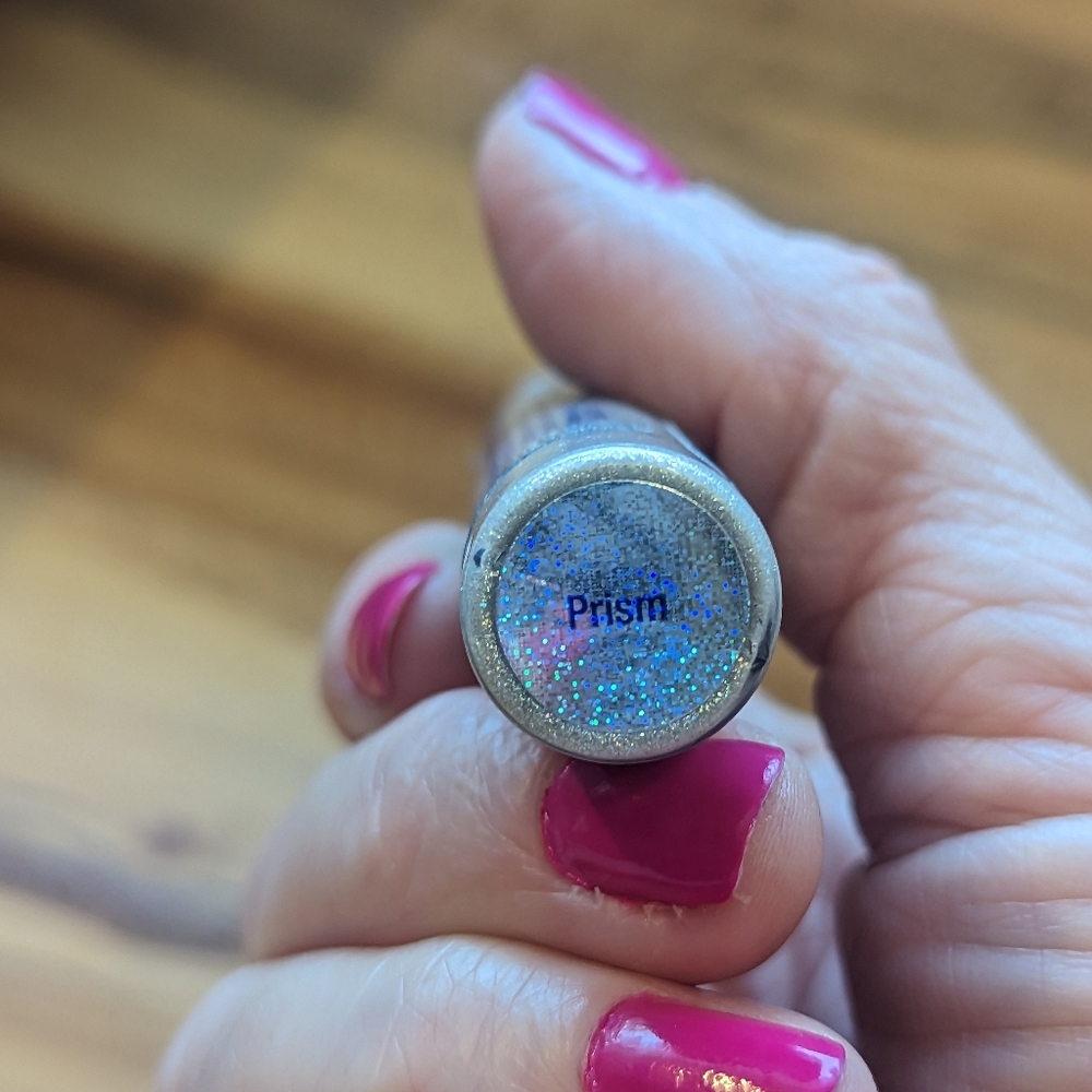 Lipsense prism lip gloss